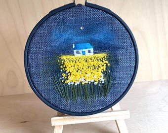 4-inch Micro Embroidery Hoop - Field of Yellow