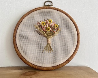 Small Embroidery Hoop - Sunflower  Floral Bouquet