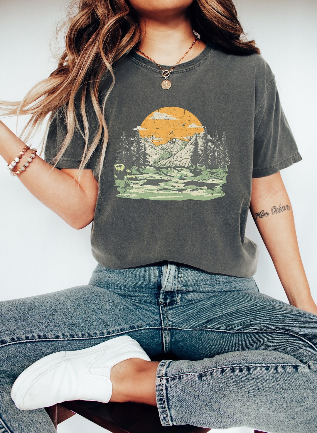 Vintage CLOVERU JAPAN Anthem Of The Nature Tee Shirt Outdoor Camping main image 0