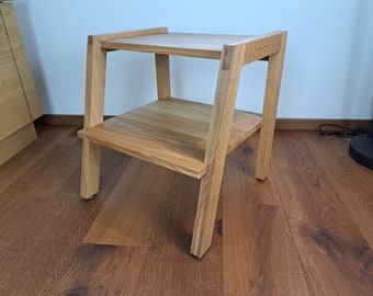 Stufenhocker | Tritthocker | Hocker | Nachttisch | Dekotisch | Nachtkästchen | Beistellhocker | Massivholz Eiche | Zirbe | Buche | Nußbaum |