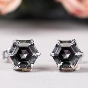 Zeshoekige diamanten oorstekers, grijze moissaniet oorbel, alledaagse oorbellen voor vrouwen, geboortesteen sieraden, grijze diamanten oorstekers, geschenken
