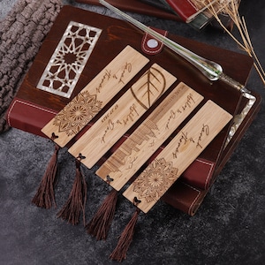 15 Pcs Personalized Engraved Wooden Bookmarks – Rustic Wedding & Event Favors with Tassel