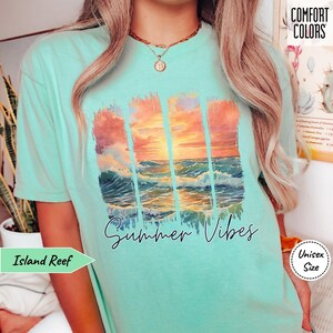 Camiseta de verano con atardecer • Camiseta con ambiente playero • Camiseta con colores cómodos • Camiseta de vacaciones de verano • Camiseta de viaje de chicas a juego • Camiseta con vida en el lago • Regalo para maestros imagen 5