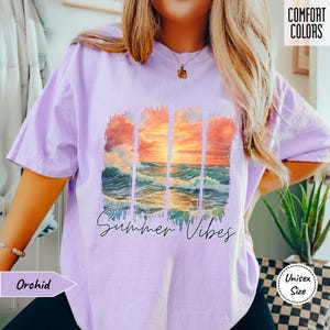 Camiseta de verano con atardecer • Camiseta con ambiente playero • Camiseta con colores cómodos • Camiseta de vacaciones de verano • Camiseta de viaje de chicas a juego • Camiseta con vida en el lago • Regalo para maestros imagen 6