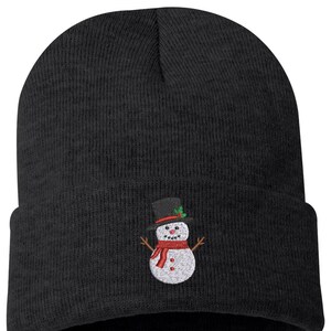 Schneemann gestickte Beanie, Schneemann-Hut, Weihnachtsmütze mit Manschette, Feiertags-Hut, festliche Beanie