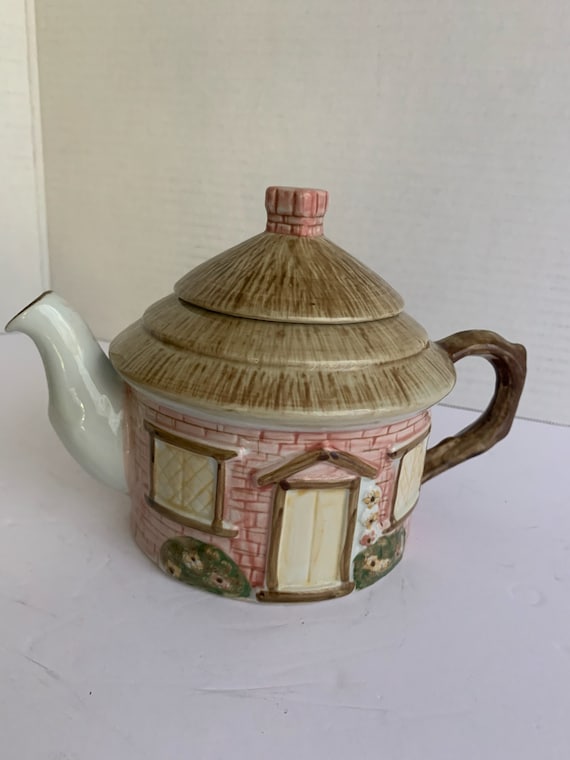 Vintage Cottage Teapot Etsy