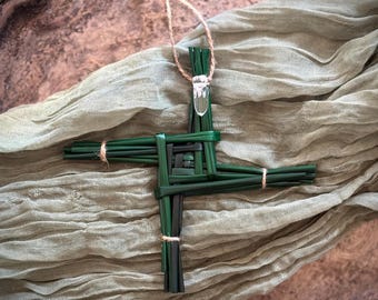 Handmade Brigid's Cross | Imbolc Brigid's Cross | Brigid's Cross with Clear Quartz Crystal