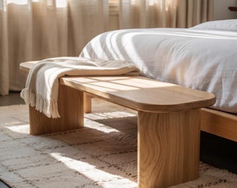 Banc de chevet en bois massif | Banc de toilette en chêne pour chambre | Design minimaliste nordique | Sur mesure