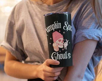 パンプキン スパイス グールズ タンブラー 20 オンス、ハロウィン タンブラー、ハロウィン コーヒー、トラベル カップ、スケルトン、不気味な季節、PSL、Y2K、スカル、ハロウィン ギフト