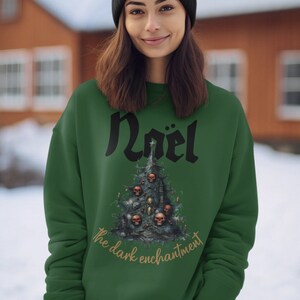Noel The Dark Enchantment Sudadera navideña, Creepmas, Calavera, Regalo divertido, Camisa navideña, Árbol vintage, Suéter feo, Retro, Estilo gótico