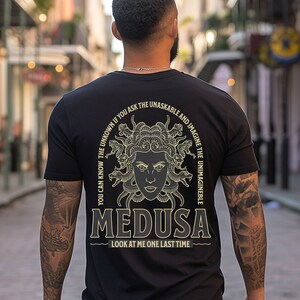 Halloween T-Shirt Horror Medusa, Tattoo Shirt, Spooky Shirt, Retro Halloween Shirt, Spooky Season, Vintage Halloween, Gothic Style Gift Y2K