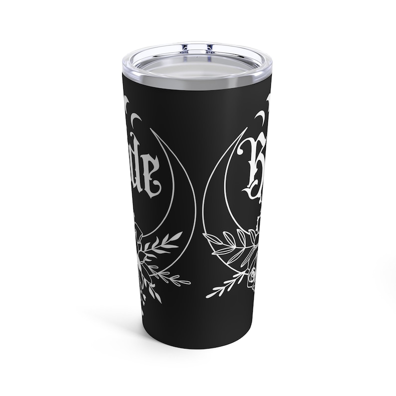 Witchy Braut Becher 20 Unzen, Gruseliger Braut Becher, Halloween Braut Kaffee, Gothic Braut, Whimsigoth, Spooky Saison, PSL, Schädel, Braut Geschenk Bild 3