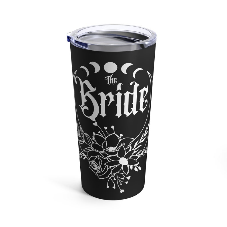 Witchy Braut Becher 20 Unzen, Gruseliger Braut Becher, Halloween Braut Kaffee, Gothic Braut, Whimsigoth, Spooky Saison, PSL, Schädel, Braut Geschenk Bild 2