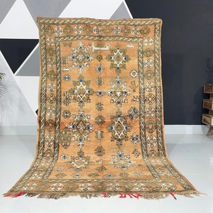 Old rug, Moroccan Antique carpet, Moroccan Boujaad rug, Moroccan rug, vintage boujaad rug, Berber Carpet, handmade carpet