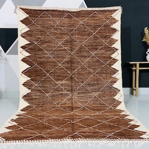 Moroccan kilim rug, wool rug, Berber rug, Sheep wool rug, Moroccan rug, Kilim rug, Bown kilim rug, Striped rug, Handwoven rug