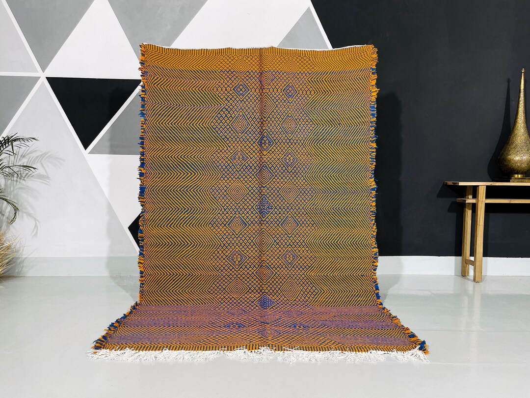 モロッコ　キリム柄 手織りラグ 約95cm x 51cm ハンドメイドのザナフィキリムラグ：モロッコ平織り、5.1 x 7.9