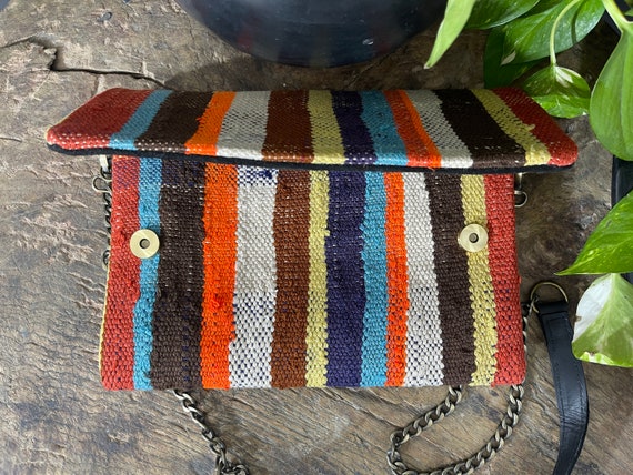 Handbag rug, Moroccan rug, Woman Bag, Handmade Ba… - image 9