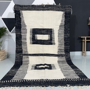 Black and White Rug Flatweave KILIM MOROCCAN RUG, Flat Area Rug, Handmade Rug, Moroccan Rug, Black Rug.