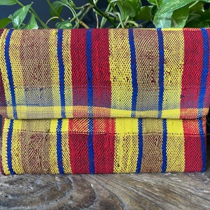 Schöne gelbe Tasche, Kleine Tasche, alte marokkanische Clutch, Tasche für Frauen, Geschenk für Frauen, Heutasche, alte Tasche