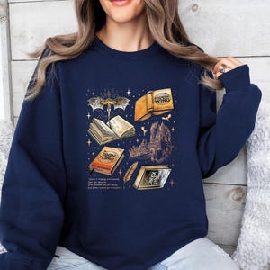 Iron Flame Sweatshirt, Onyx Storm Sweater, Fourth Wing Bookish Top, Fantasy Dragon Jumper, Rebecca Yarros Sweatshirt, Book Lovers Gift image 2