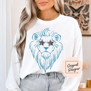 Vintage Style Lions Sweatshirt, Lions Crewneck, Lions Mascot Sweatshirt, Lions Shirt