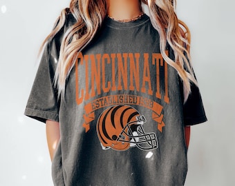 Comfort Colors Cincinnati Shirt, Retro Cincinnati Tee, Vintage Style Cincinnati, Game Day Apparel, Cincinnati Football Shirt