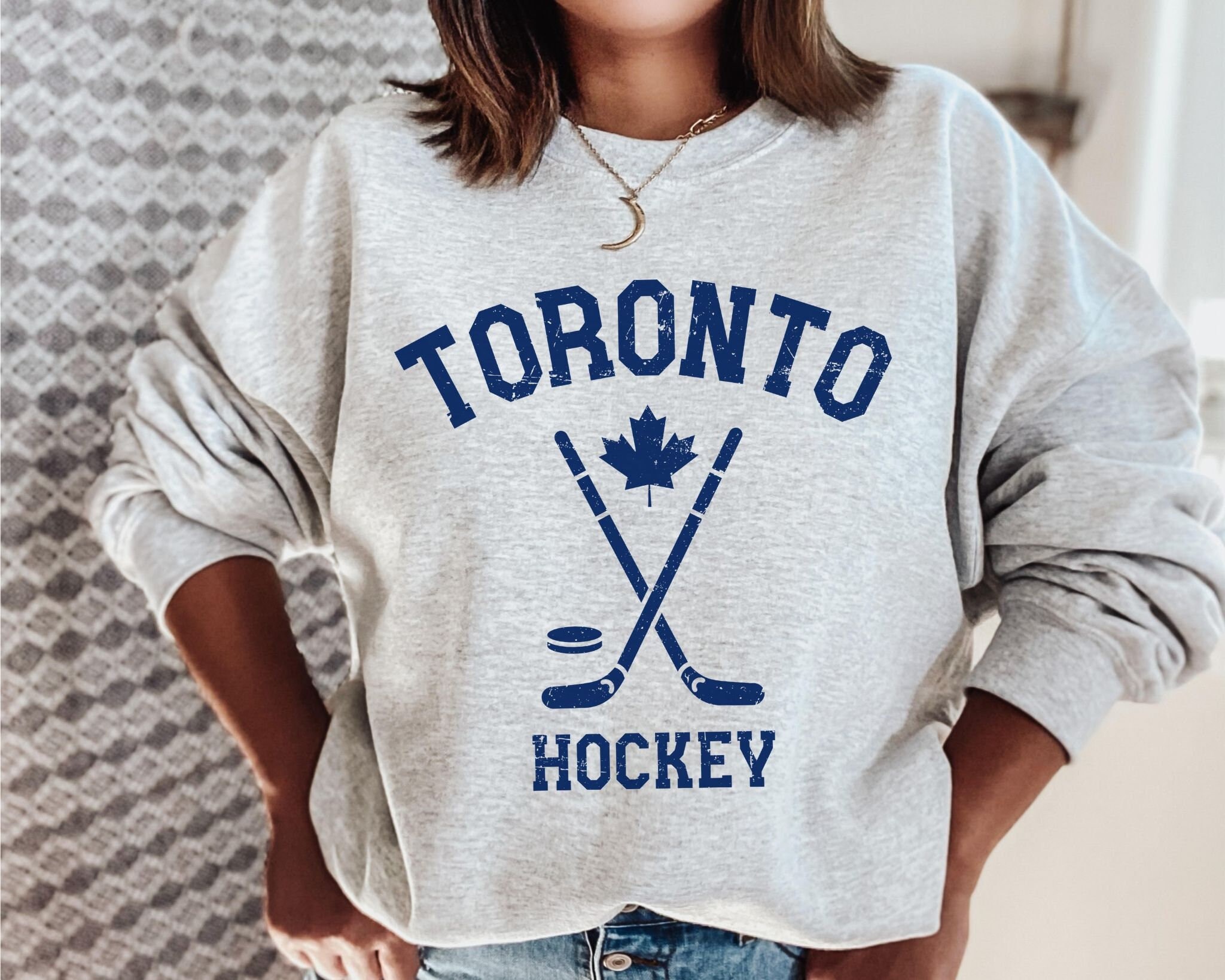 Vintage 90s Toronto Maple Leafs Hoodie - Trends Bedding