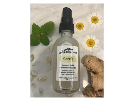 Settle Nausea Relief Aromatherapy Spray: Peppermint, Ginger, Chamomile with Citrine