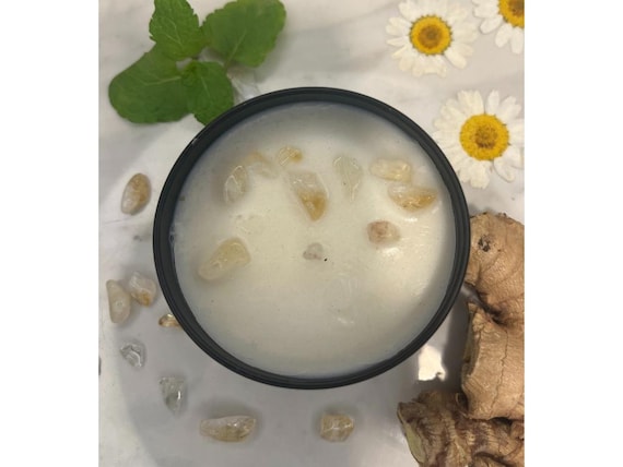 Settle Soy Wax Candle: Peppermint, Ginger, Chamomile with Citrine