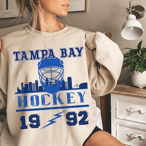 Vintage Tampa Bay Lightning NHL Hockey Black T-Shirt Unisex Reprint ET7775