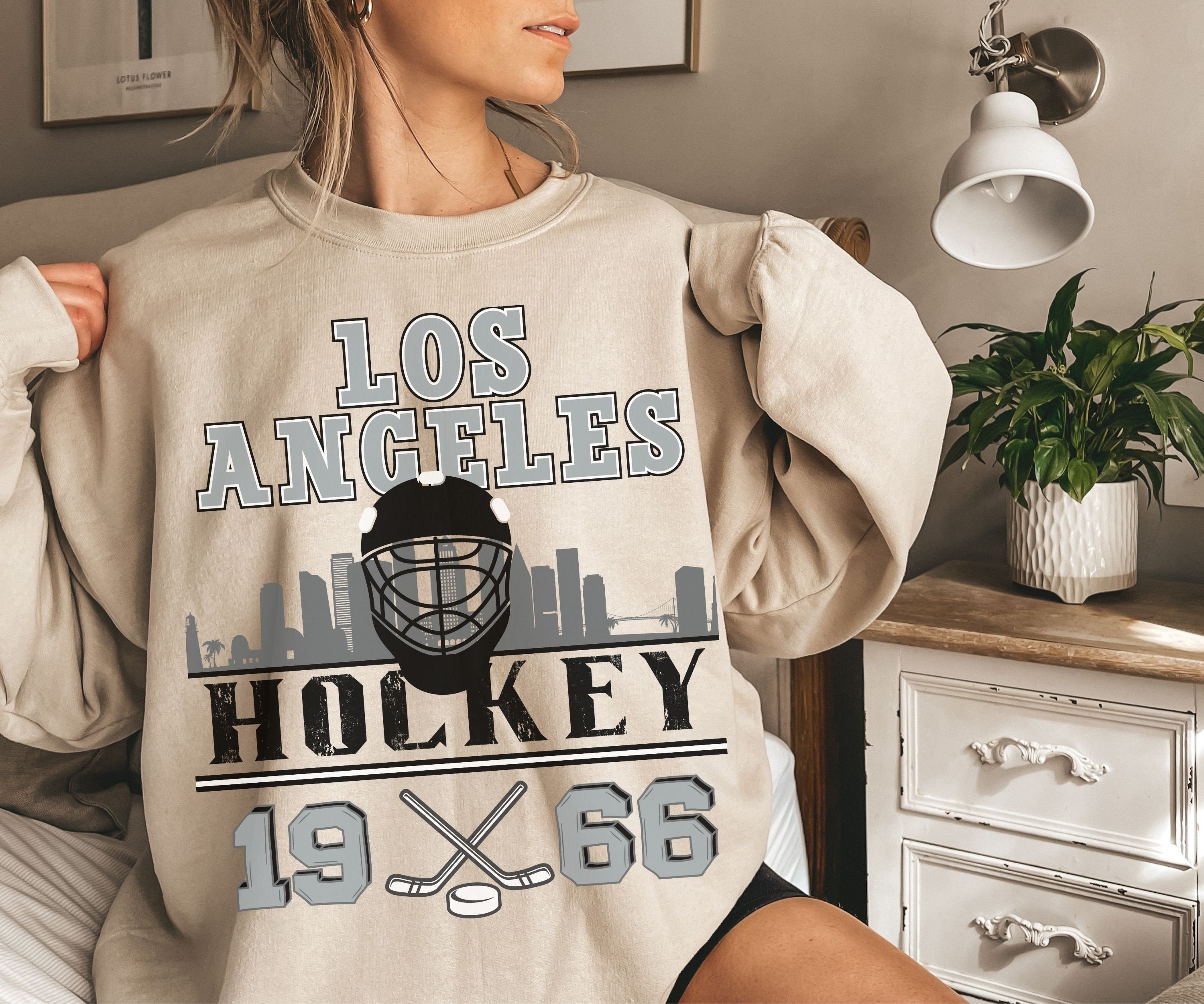 LA Kings Varsity Crewneck Sweatshirt  Vintage Kings Shirt, Los Angeles  Kings Sweater, LA Kings Hockey Pullover, Retro Los Angeles Hockey T  Designed & Sold By Tring Tee