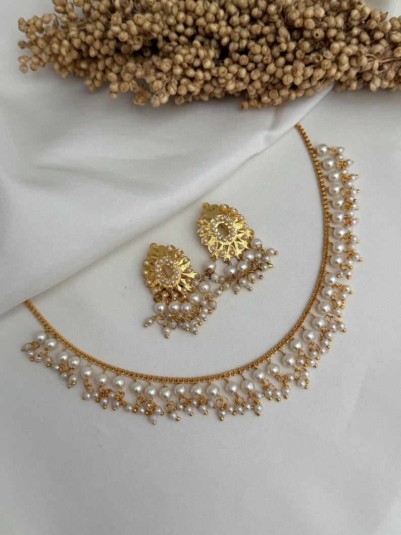 Jadau pearl/multi traditional jaggo set/lightweight multicolor tikka set/jadau tikka set/pink jadau set/pipple patti set/jadau jewelry desi image 14