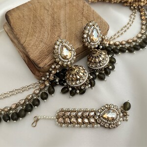 pearl stone finish jhumka tikka with bahubali sahara Kundan polki jhumka set/pachi kundan jewelry jewellery south indian gold pearl tyani mehndi green