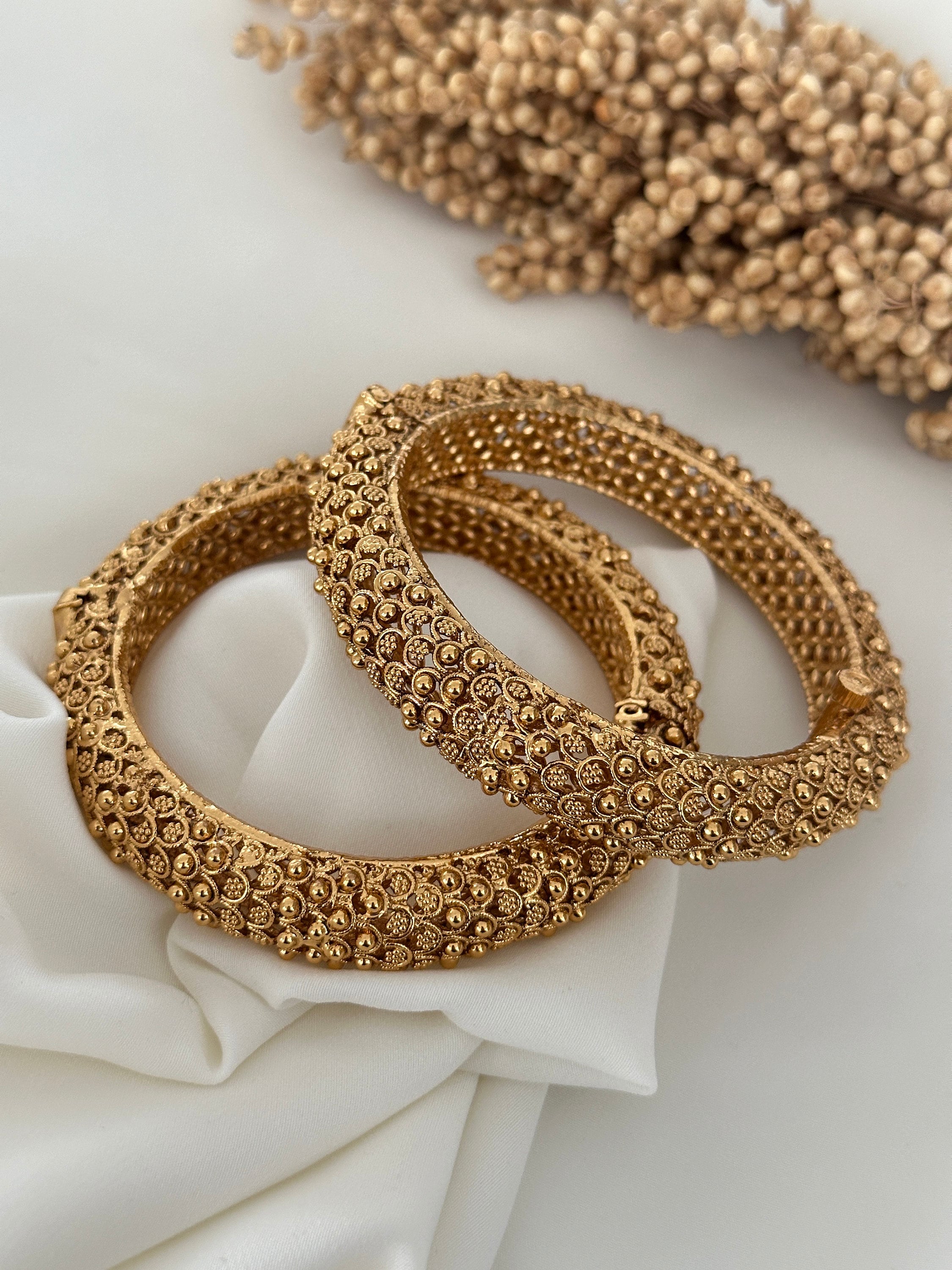 Gold broad kada designs clearance