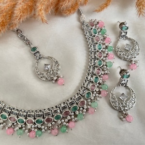 Pearl silver necklace earrings tikka set/polki jewelry set/indian jewelry set/silver reverse ad set/punjabi jewelry indian jewelry set neckl