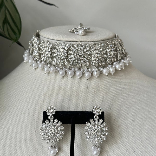 Pearl silver choker earrings tikka set/polki jewelry set/indian jewelry set/silver reverse ad set/punjabi jewelry indian jewelry set choker