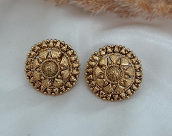 Pendientes de imitación de oro, pendientes de oro indios, pendientes punjabíes, pendientes de latón del sur de la India, jhumkas/joyería india