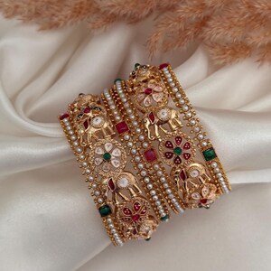 Pulsera india con elefante dorado y rubí de imitación, joyería del sur de la India, brazaletes de oro estilo Bollywood, conjunto de pulseras para boda, estilo gajre dorado
