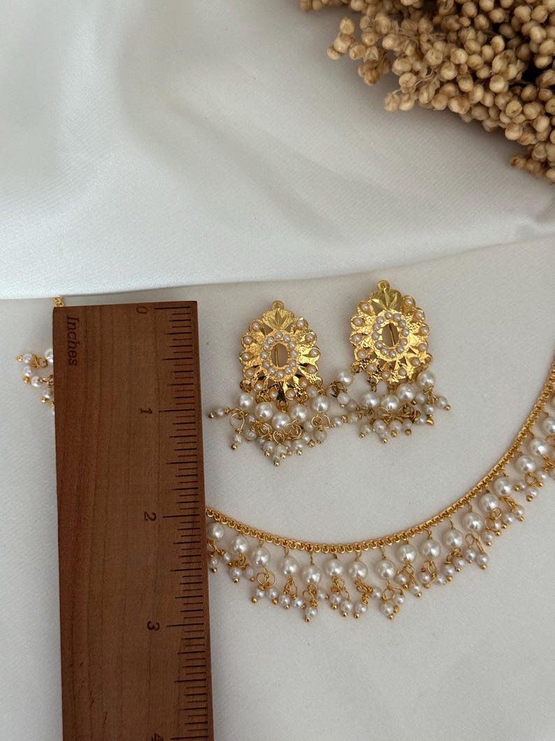Jadau pearl/multi traditional jaggo set/lightweight multicolor tikka set/jadau tikka set/pink jadau set/pipple patti set/jadau jewelry desi image 15