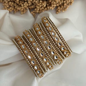 Indian kade pearl bangles/indian bangles/punjabi bangles set,pink blue chuddis/metal bangles/metal bangles/kadas/bracelet indian bracelets