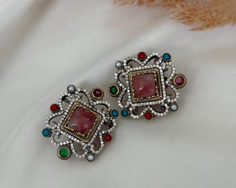 Pendientes victorianos de diamantes, pendientes multicolores, collar de boda indio, joyería punjabi, joyería de oro del sur de la India, inspiración Sabyasachi