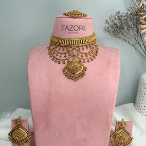 Gold imitation choker real gold look set earrings tikka indian wedding necklace punjabi jewellery south indian gold temple jewelry bridal se