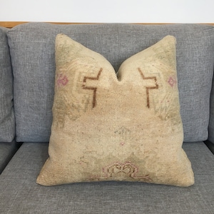 18x18 Boho Vintage almohada anudada a mano, tirar funda de cojín de sofá turco, Boho Euro Sham, cubierta de almohada de alfombra Oushak, 17.3x17.7 pulgadas