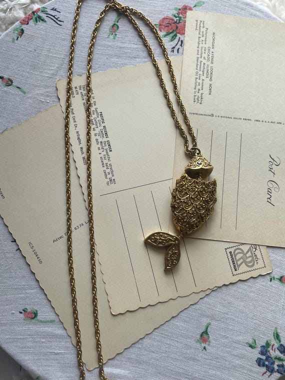 Max Factor Articulated Fish Solid Perfume Pendant… - image 8