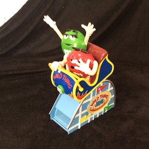 VTG M&Ms Wild Thing dispenser