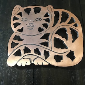 1998 ODI copper cat trivet