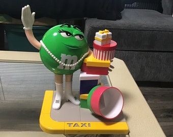 Distributore di taxi verde VTG M&Ms