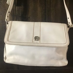 VTG Etienne Aigner white leather purse