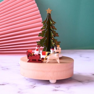 Personalized Christmas Deer Carriage Wooden Music Box, Customized Music Box, Unique Gift, Special Keepsake, Gift for her, Gift for kids