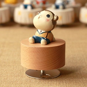 Leuke cartoon dieren houten muziekdoos, aangepaste muziekdoos, uniek geschenk, speciale aandenken, muziekdoos ornamenten